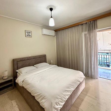 Mamour Apartment In Atenas Exterior foto